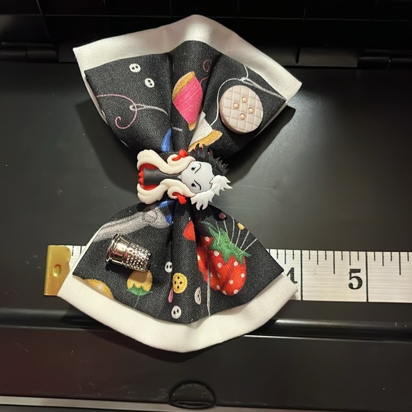 Disney Cruella bow - Picture 4 of 4